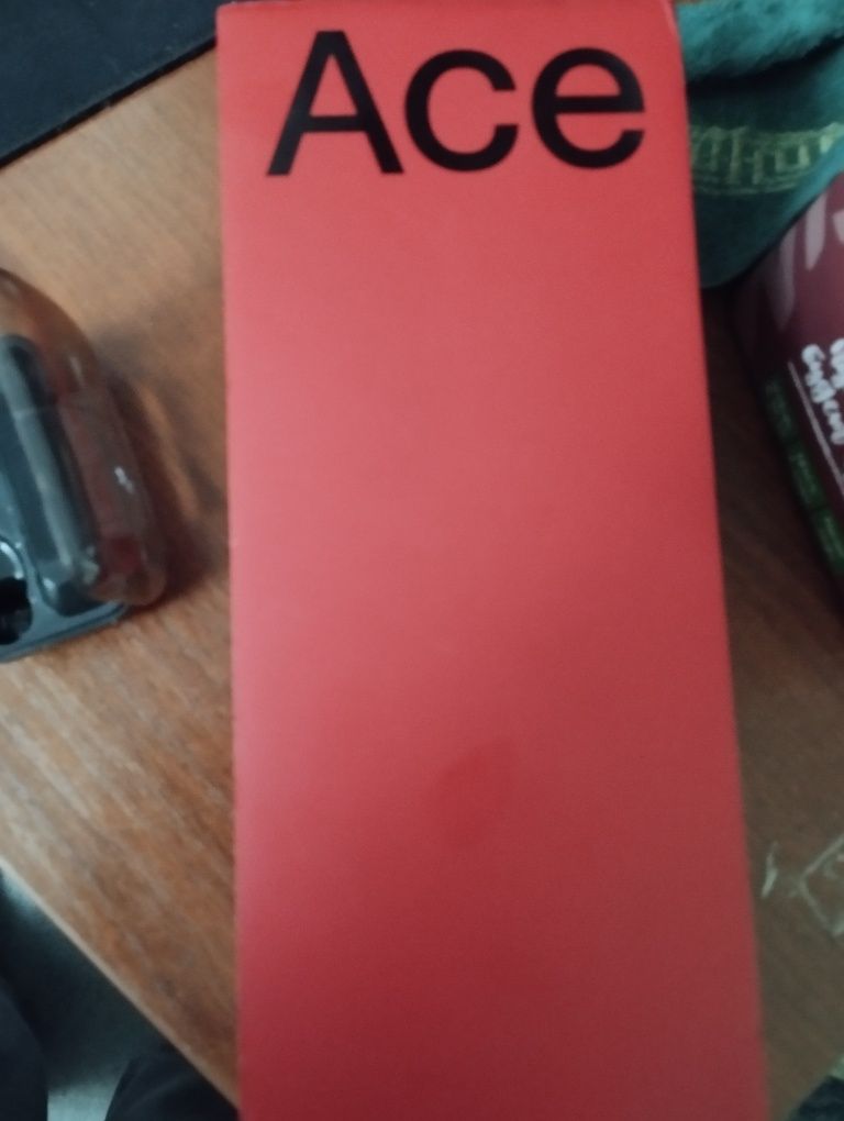 Продам ONE PLUS 10r почти новый