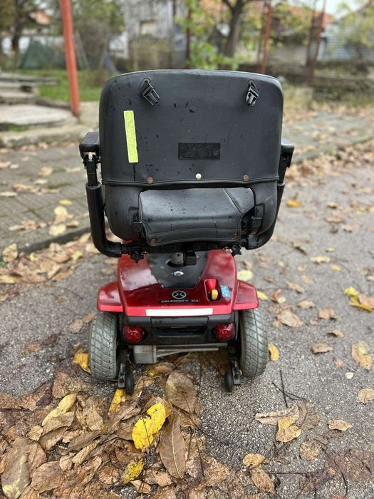 Електрическа четериколка  за трудно подвижни хора