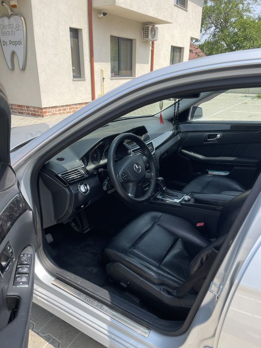 Vand Mercedes E220 avantgarde 2010