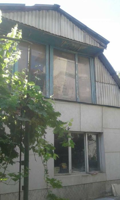 Продается дом(участок)