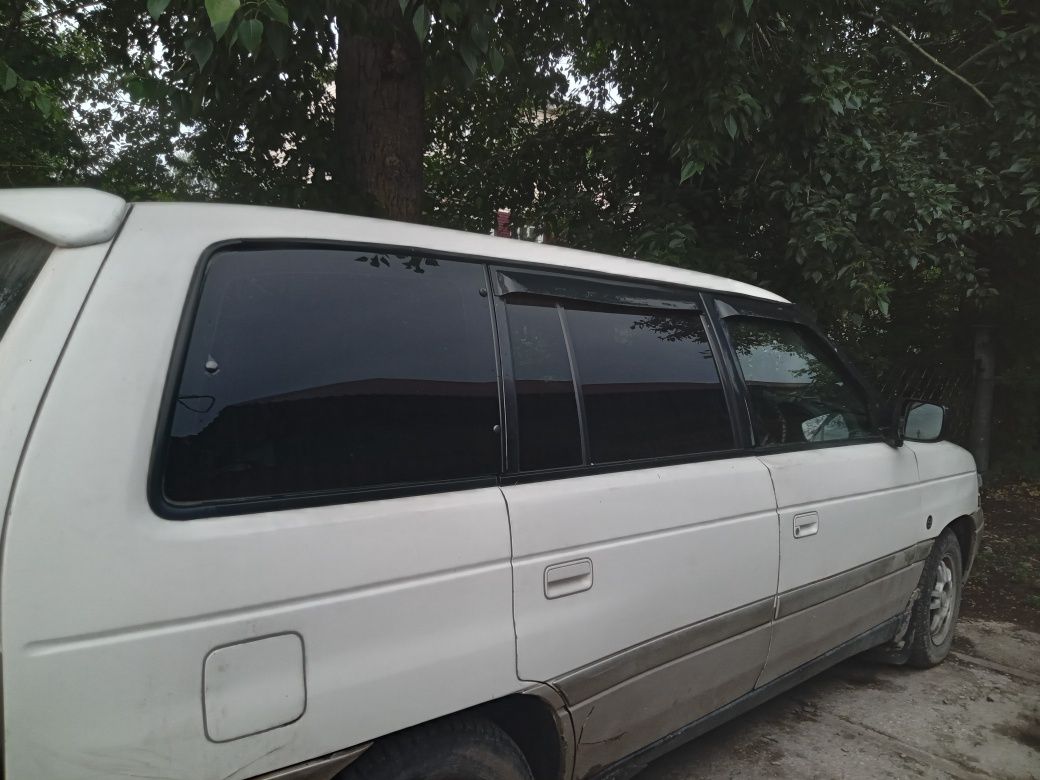 Продам Мазду MPV