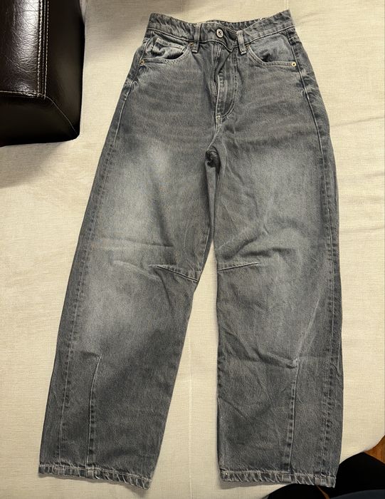 Дънки на марката Zara