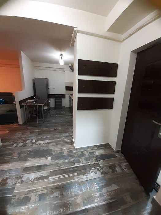 Închiriez apartament în militari residence