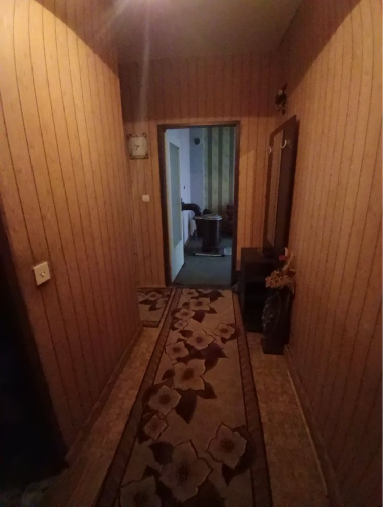 Двустаен апартамент ж.к.Изток - имот в гр.Казанлък