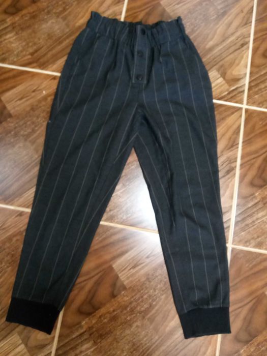 Стильные женские топы и брюки, брендовые и простые по 50 тыс