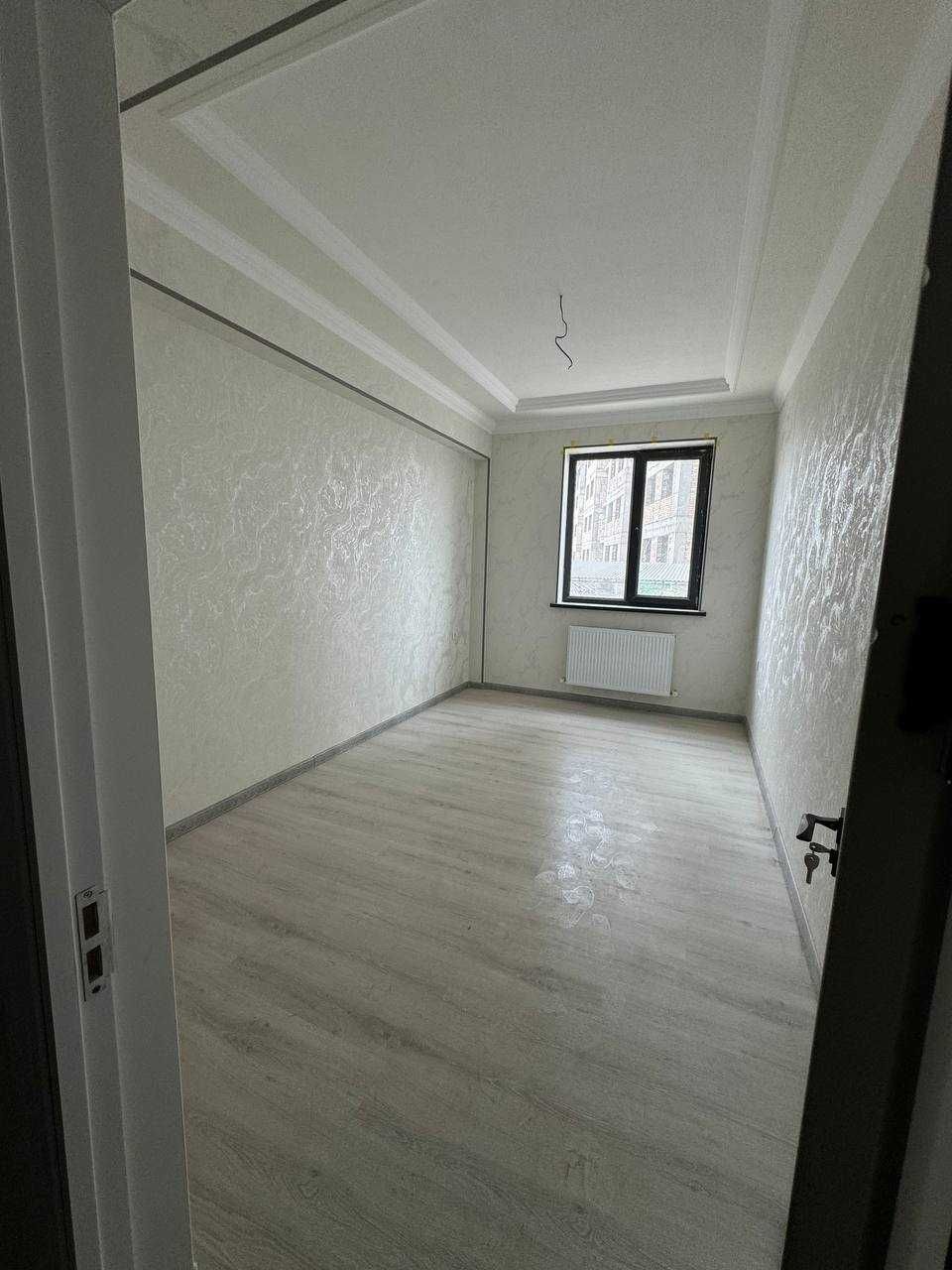 Продается квартира 93кв метр на 1этаже в “Olmos Residence”