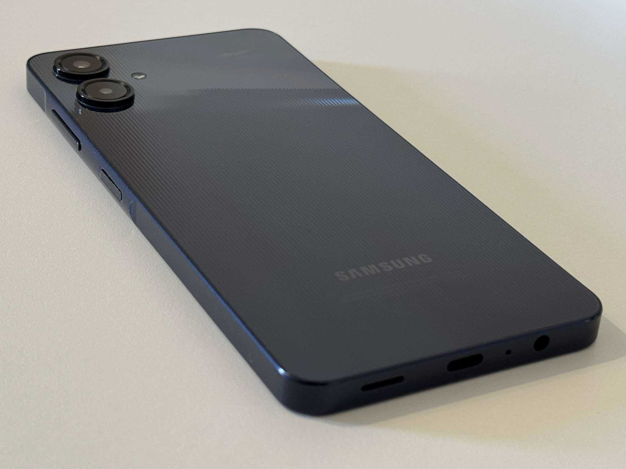 Бартер! Нов! Galaxy А06 Black (Черен)