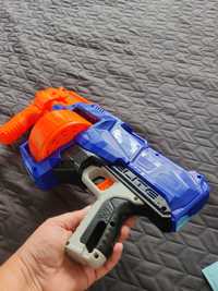 Блатер Nerf N-STRIKE ELITE Surgefire