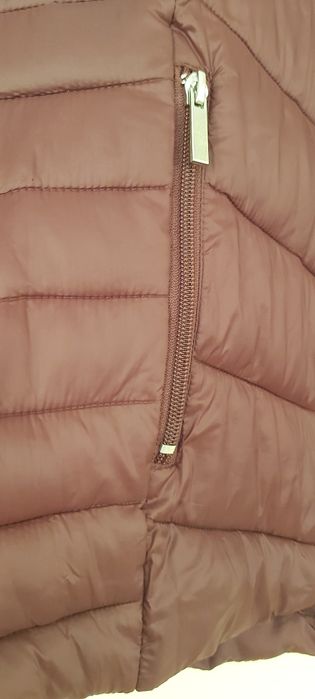 Geaca visinie, cu gluga