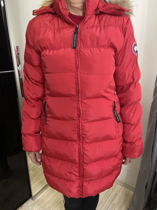 Geaca cu gluga detasabila