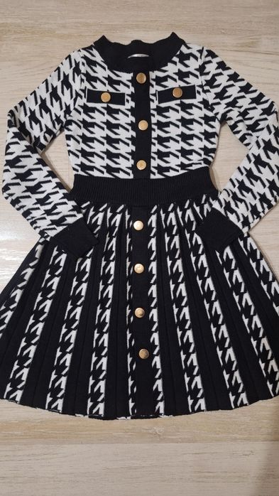 Рокличка за момиченце на 5-6 годинки