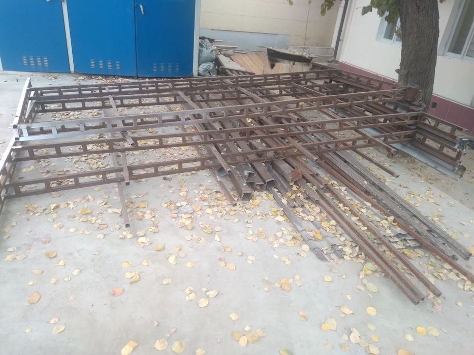 Продается металаллом. Metalallom so'tiladi.