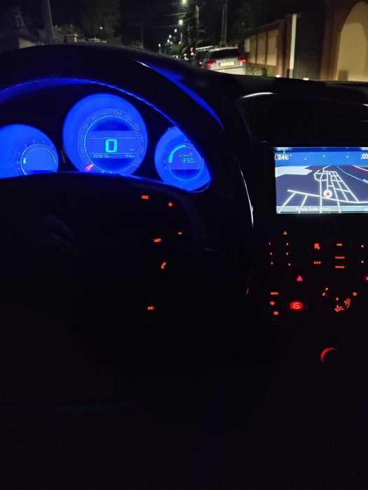 Citroen C4 cu asistenta rutiera A24 (Ro+UE) inclusa