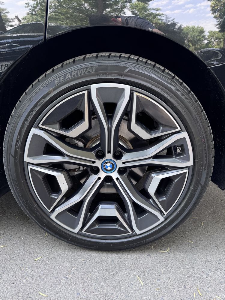 BMW IX XDRIVE40  Made in Germany / 2022 /
