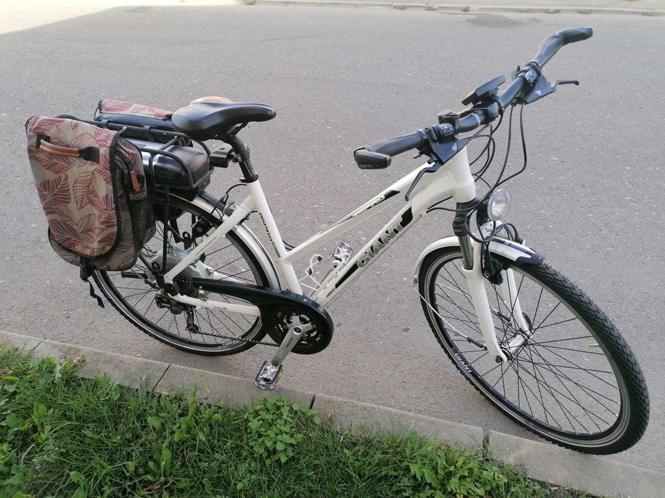 Bicicleta electrica city Giant_Aspiro_Hybrid