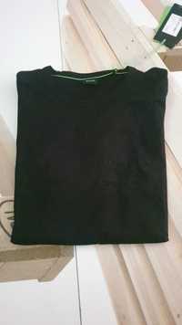 Vand tricou barbati Hugo Boss masura M,L,XL si XXL originalcu eticheta