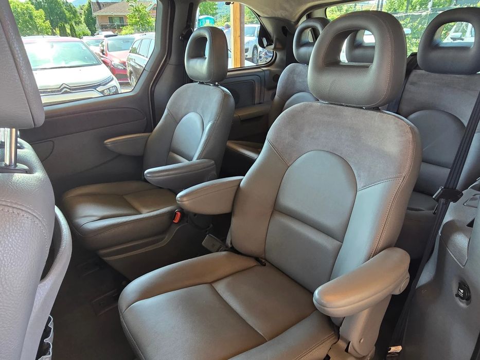 Chrysler Voyager 2.5CRD/Kожен салон/6+ 1места/Лизинг