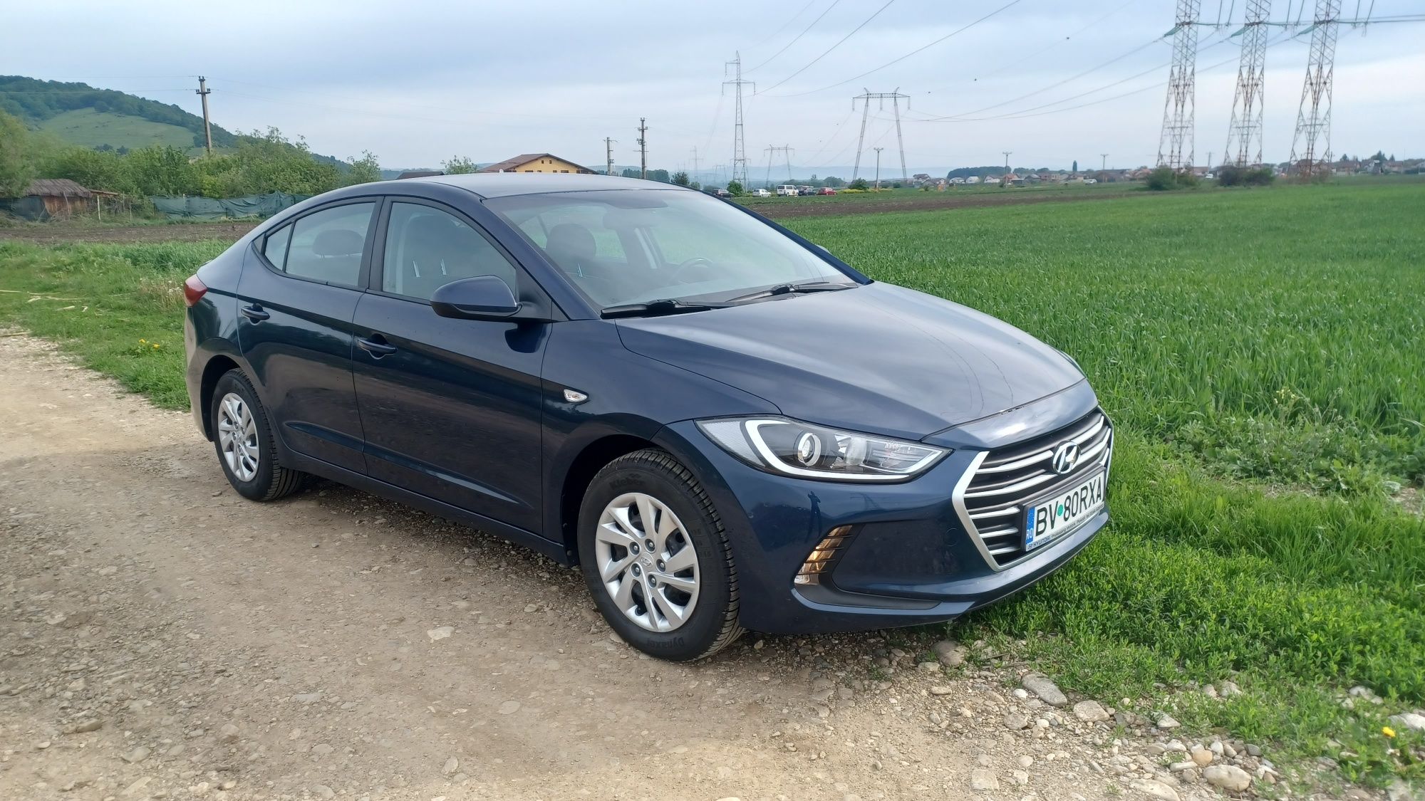 Autoturism marca Hyundai Elantra