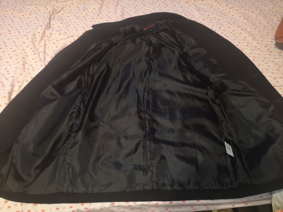 Palton lung negru călduros in stare buna