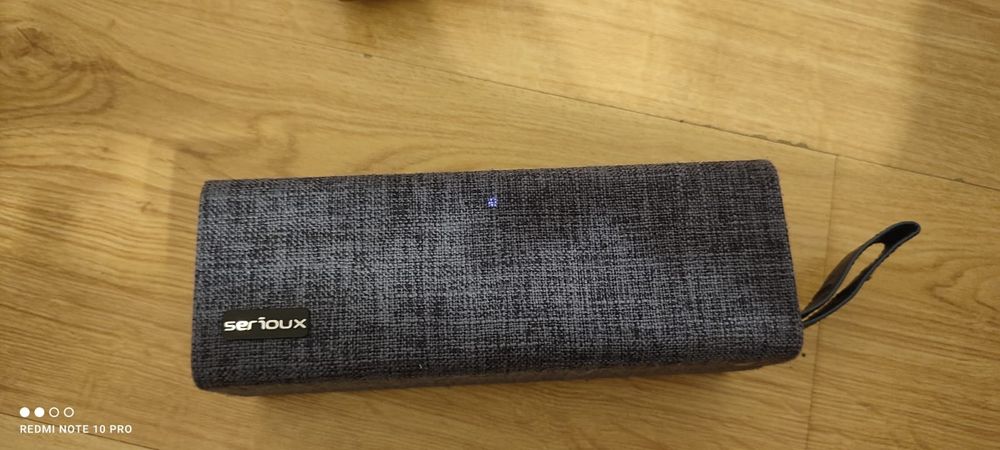Vând boxa SERIOX  cu bluetooth folosita