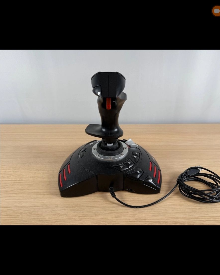 Лост за летене джойстик THRUSTMASTER Joystick T-Flight Stick X PS3/PC