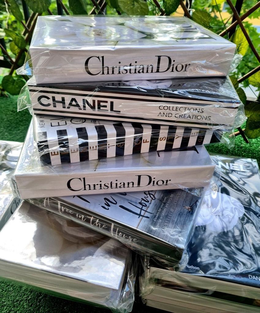 Кутия Книга за Декорация и Съхранение Dior,Chanel