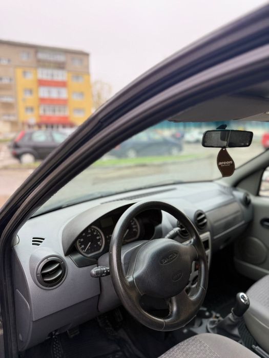 Vând Logan MCV 7 locuri 2008