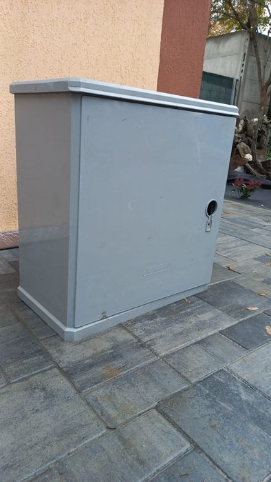 Tablou electric din fibra de sticla si rasina, de exterior