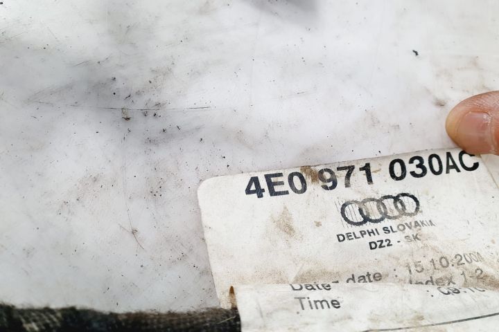 Cablaj portiera 4e0971030ac Audi A8 D3/4E  [din 2002 pana  2005] seria