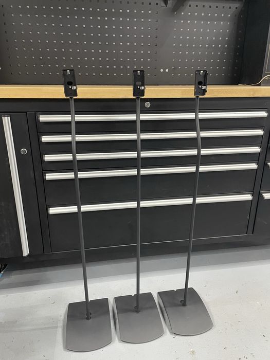 Suporti sateliti bose pret 250ron/ buc