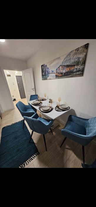 Ap de inchiriat zona Amethyst/Metro
Închiriez apartament lângă Amethys