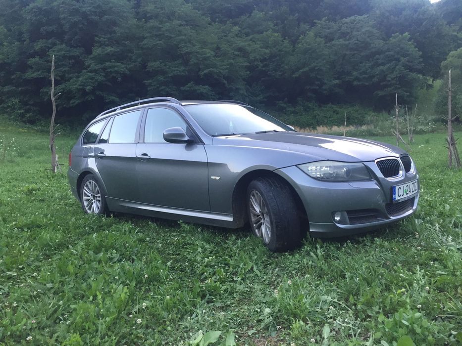 Vind urgent bmw 320D  2009 km absolut reali