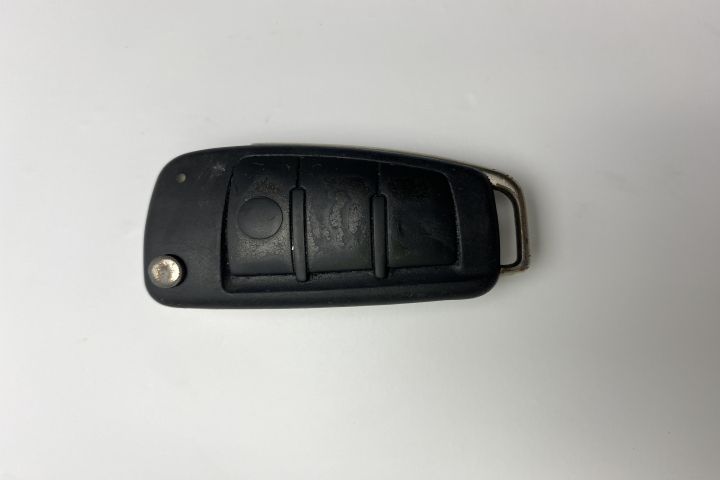 Cheie  cu telecomandă Audi A4 B7