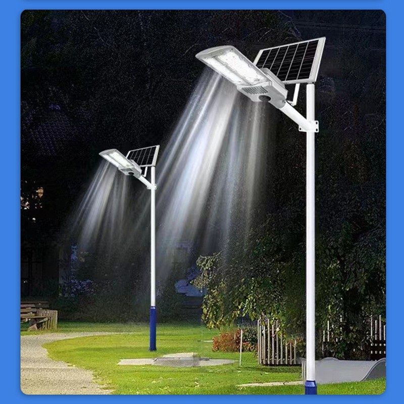 Lampa solara stradala , pentru curte sau strada, cu trei grile,