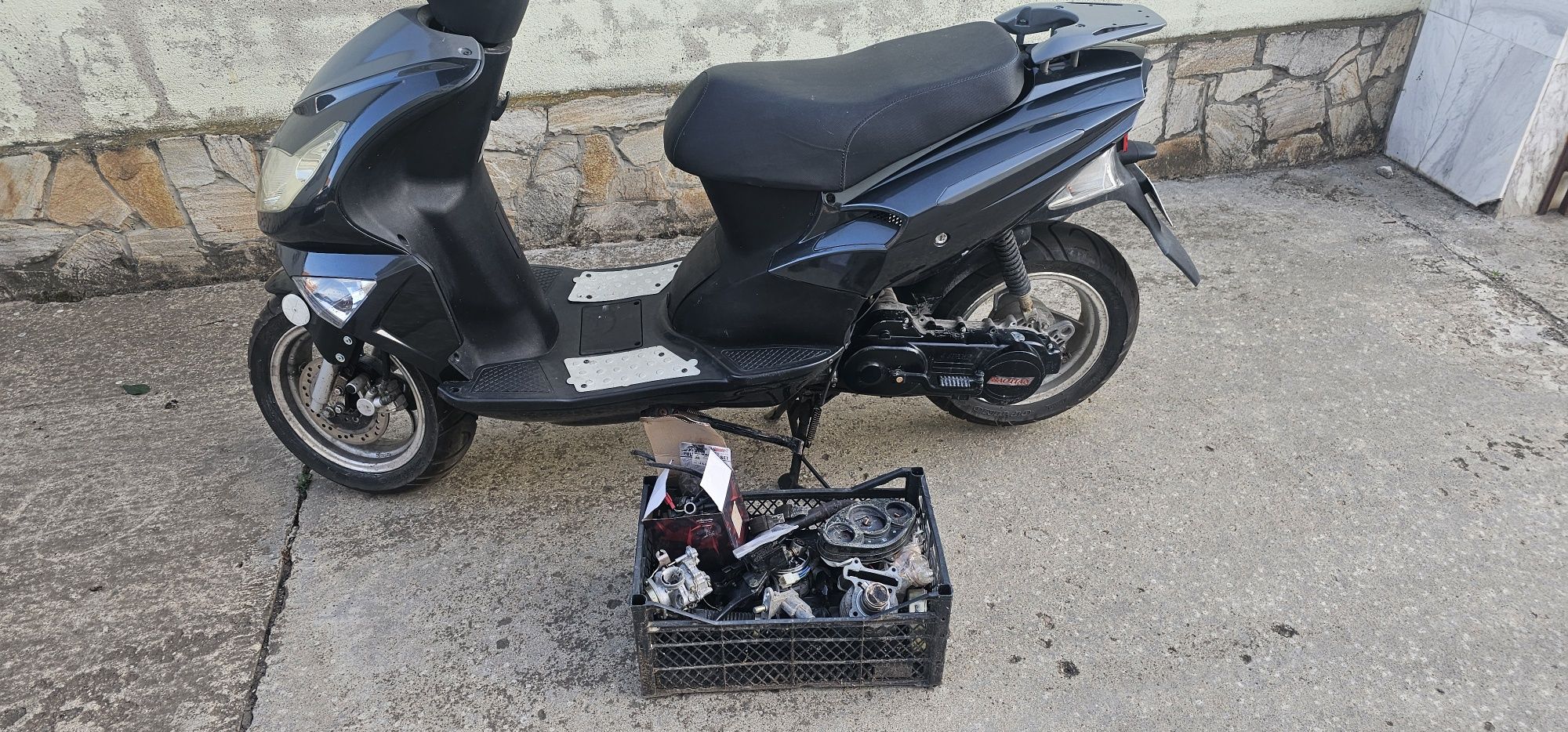 Скутер Baotian BT49QT-12E Rocky