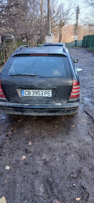 Mercerdes c200 върви продава се поради купуването на джип