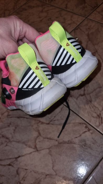 Reebok Pump Insta дамски маратонки номер36.5