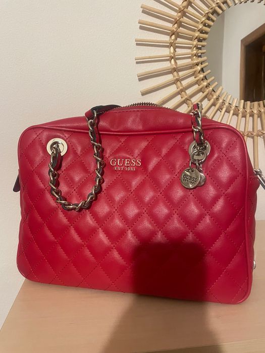 Vând geanta Guess umăr incapatoare