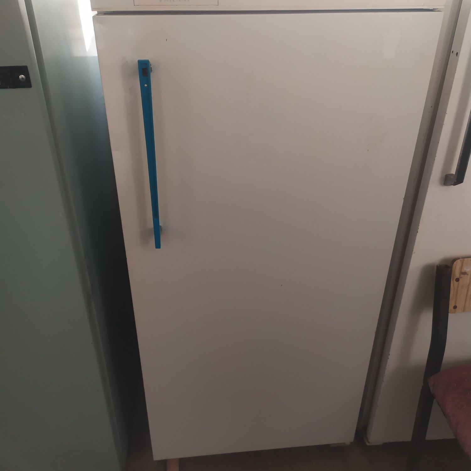 Холодильник техника