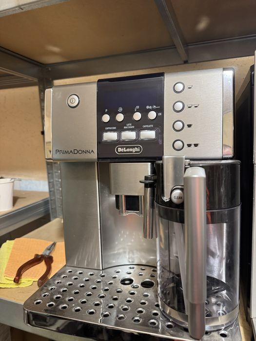 Expresoare de cafea  automate  cafea boabe