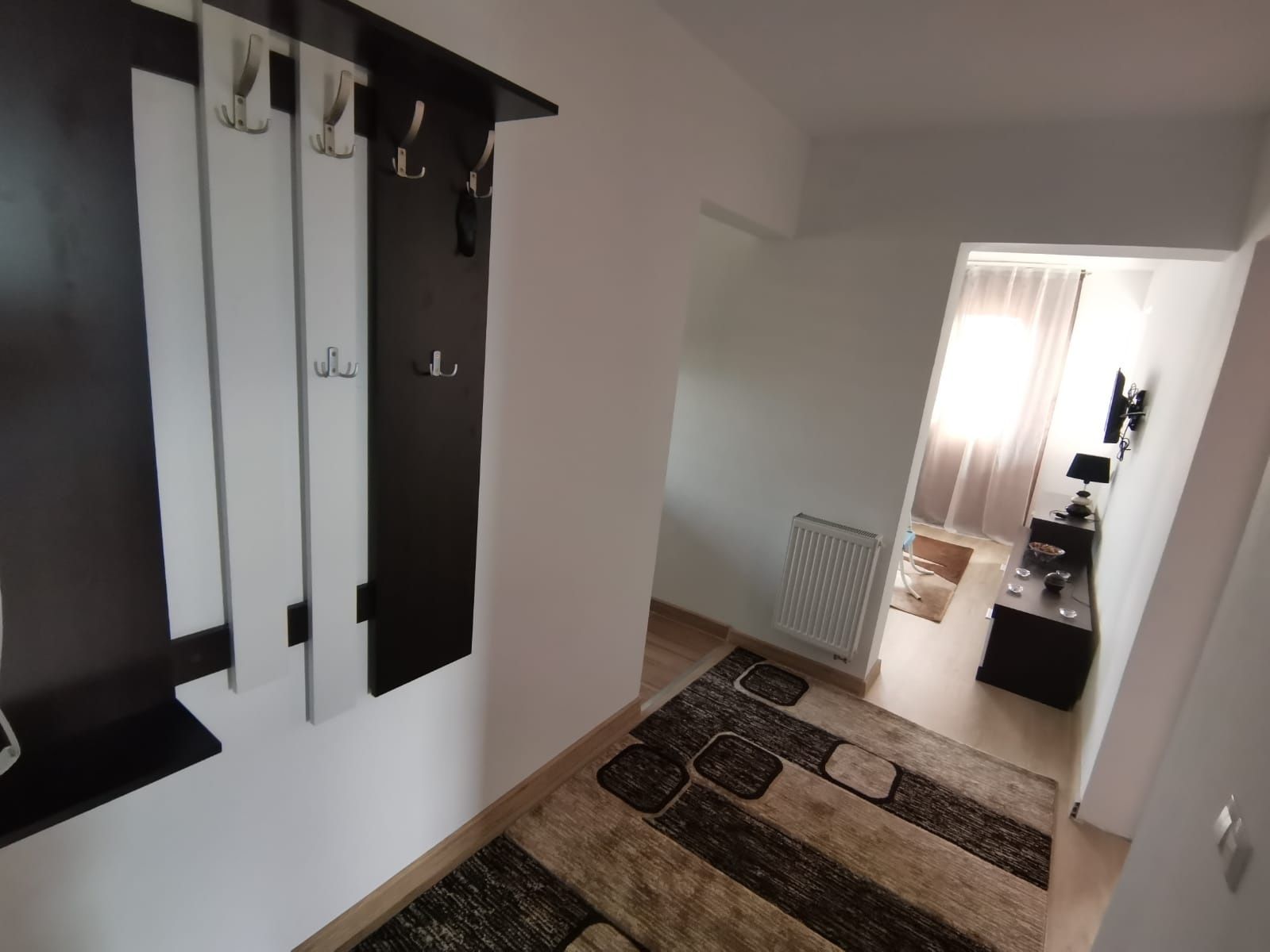 Închiriez apartament în Cristești 2 camere