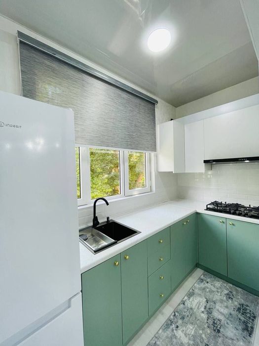 Продаётся квартира 4 комнатная