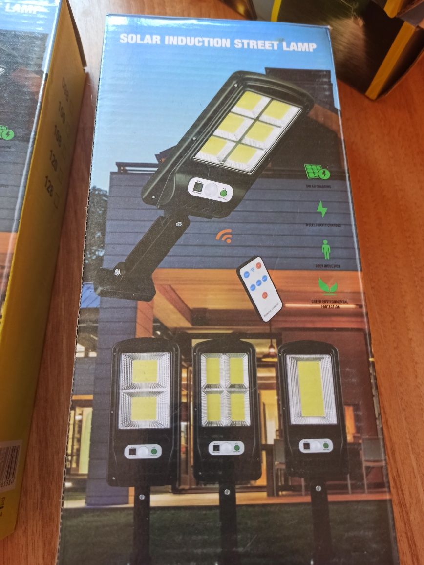 Lampa solara LED fotovoltaice li-ion de strada de gradina