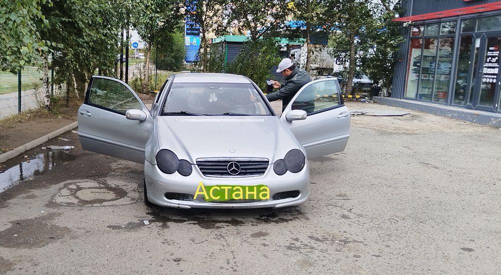 Продам срочна МЕРС купе