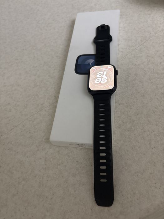 Продам apple watch 9 series 45 mm