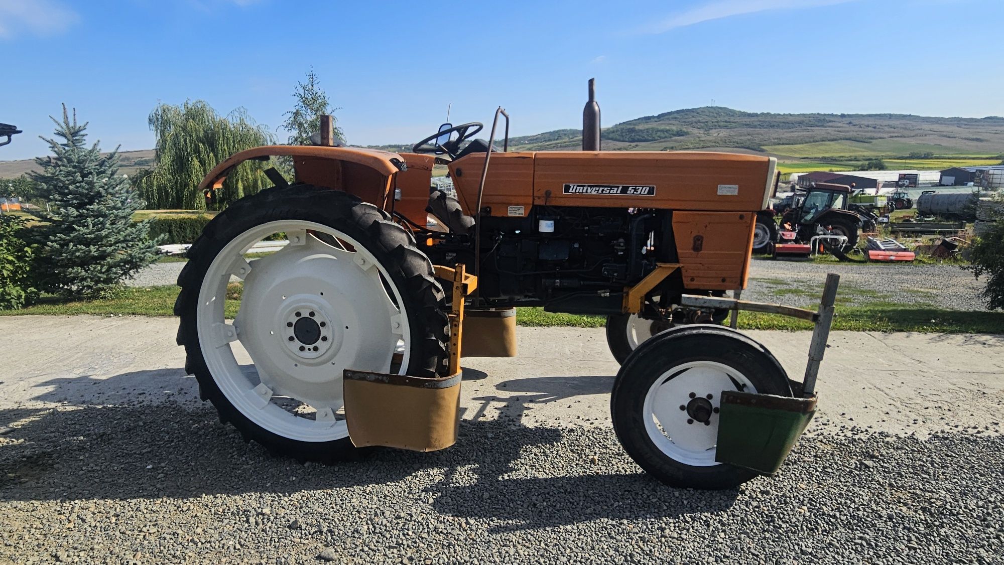 Tractor Universal UTB 530 import Olanda