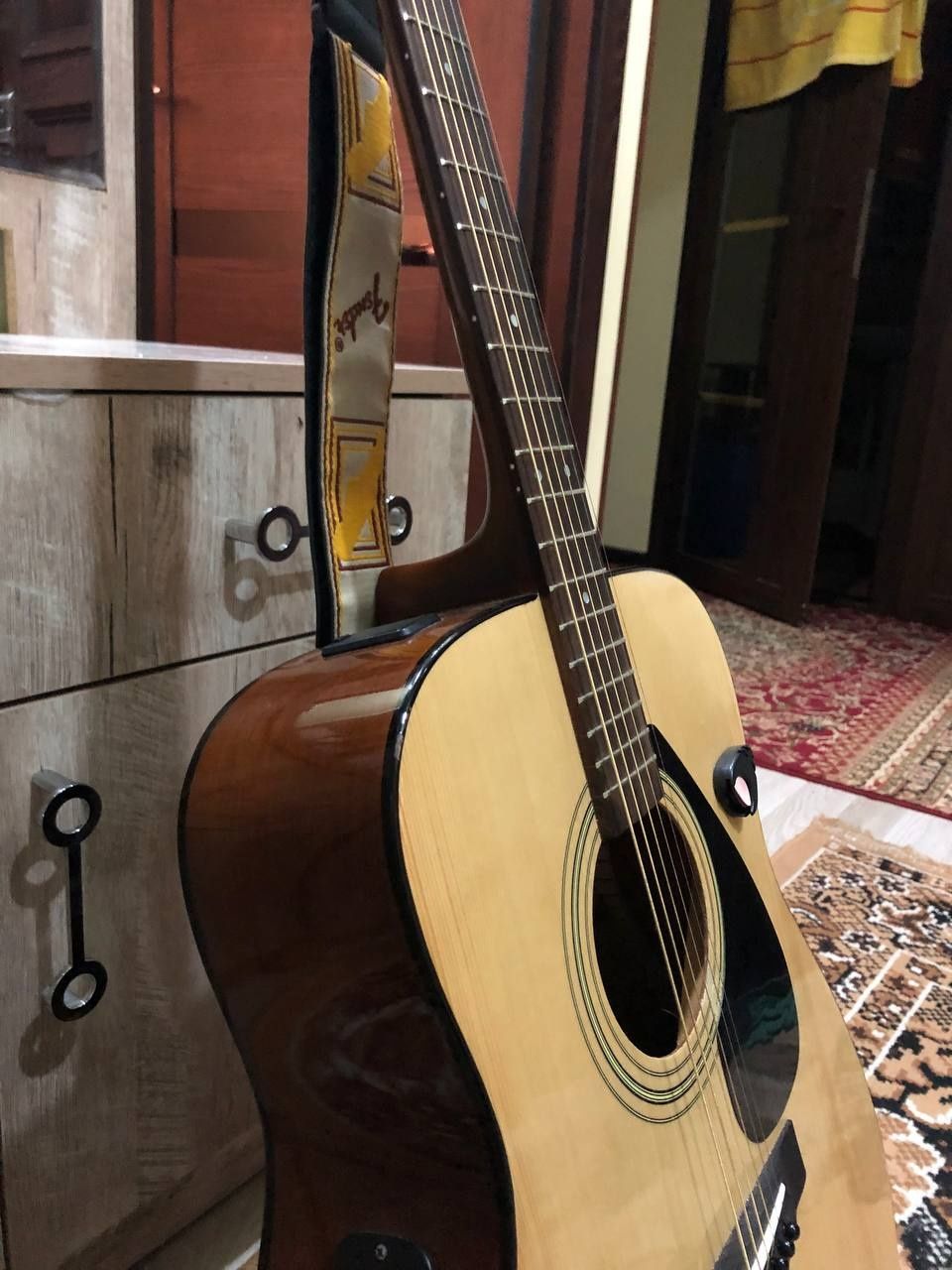 Guitar model:Yamaha FX310A