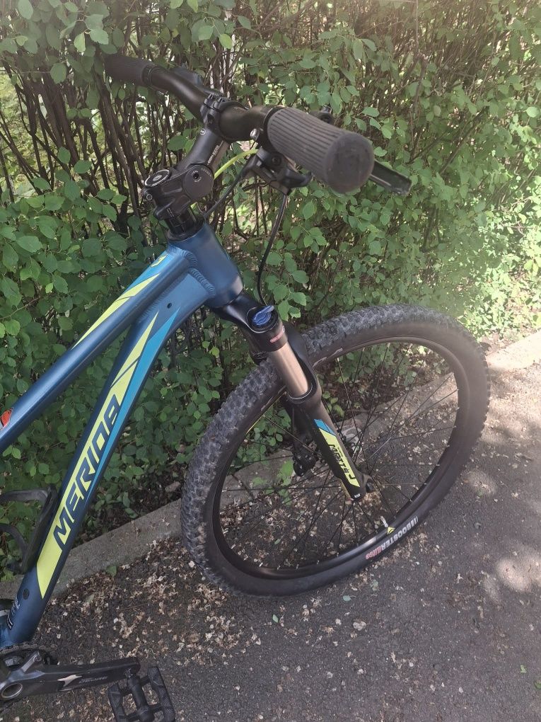 Vând bicicleta Merida copii