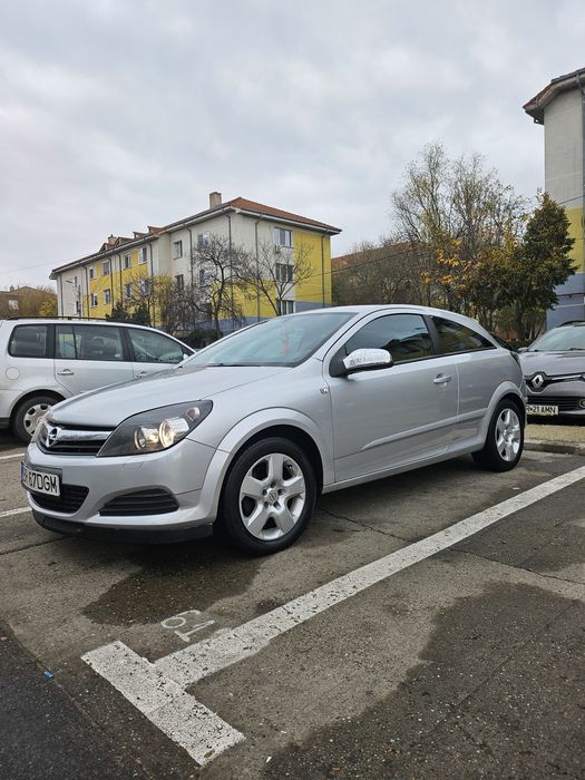 Opel astra GTC 1,7CDTI