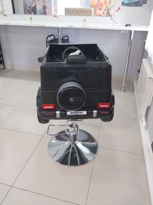 Продаются детские парихмахерские кресла